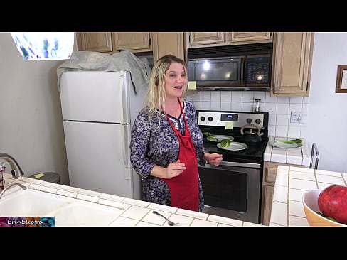 ❤️ Belle-mère qui le traie dans la cuisine avant son rendez-vous. ❌ Super sexe at porn fr.sitevox.top